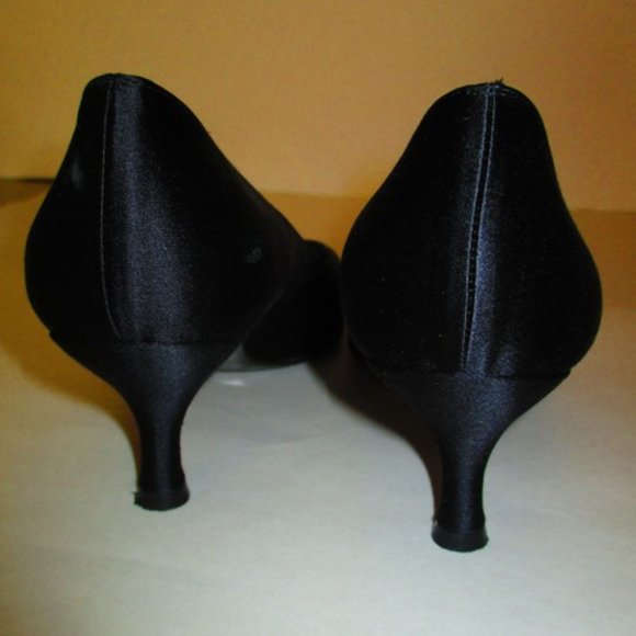 **Stuart Weitzman Black Peau De Soie Peep Toe Tonal Rhinestone Accent Pumps - Picture 5 of 7